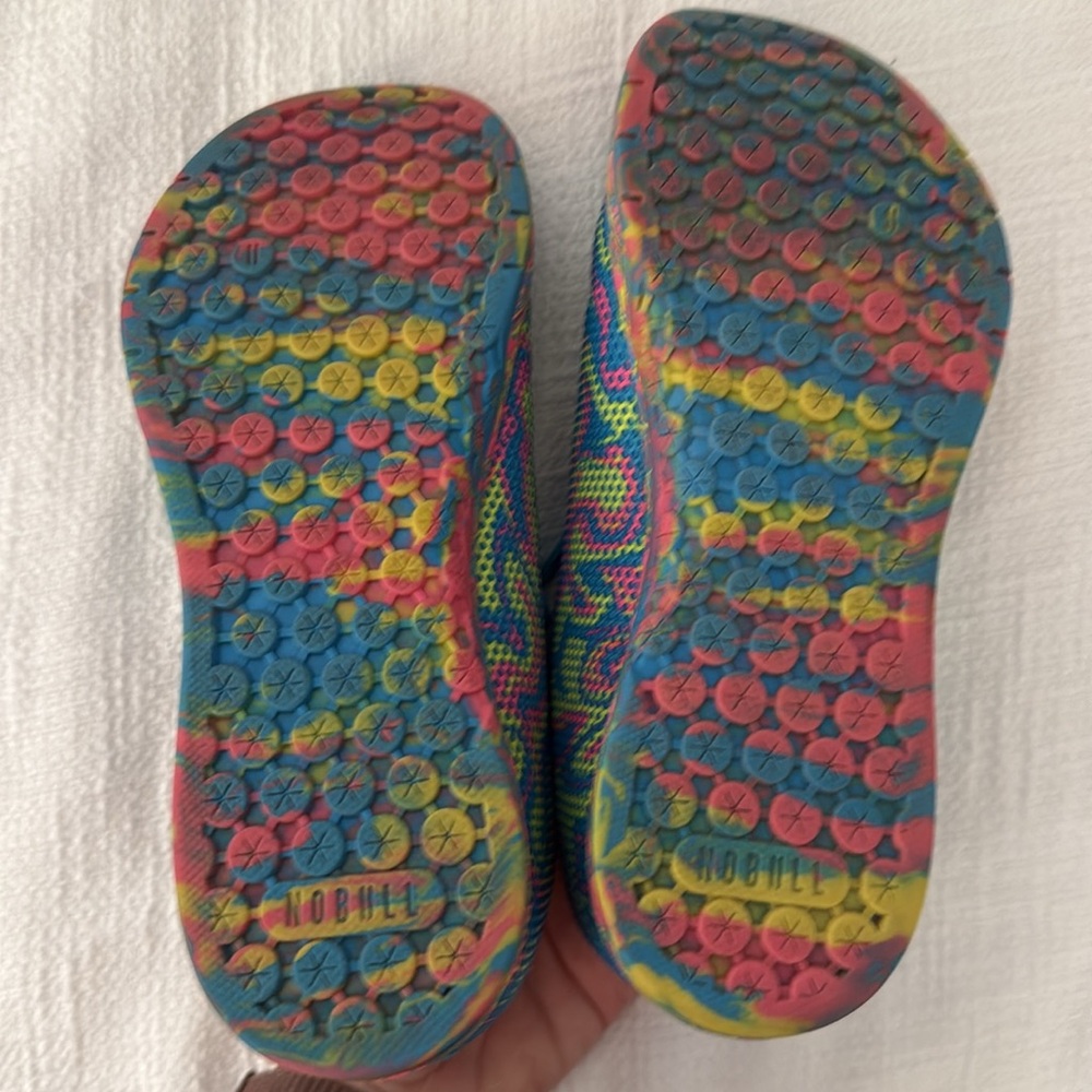 NOBULL neon swirl trainers - Picture 4 of 4